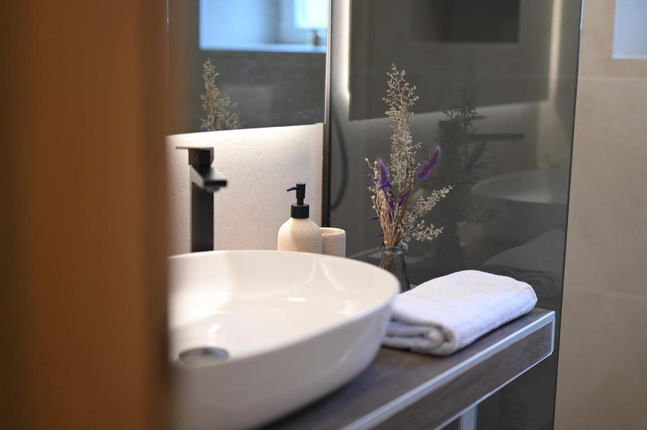 New!Beautiful Modern Bedrooms And Apt Old Town Zadar- Great Location エクステリア 写真