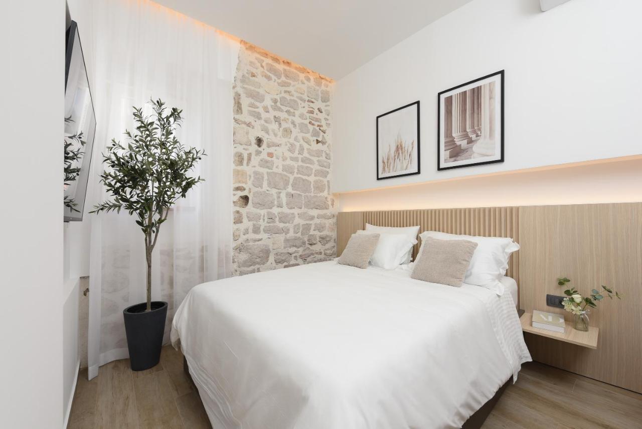 New!Beautiful Modern Bedrooms And Apt Old Town Zadar- Great Location エクステリア 写真