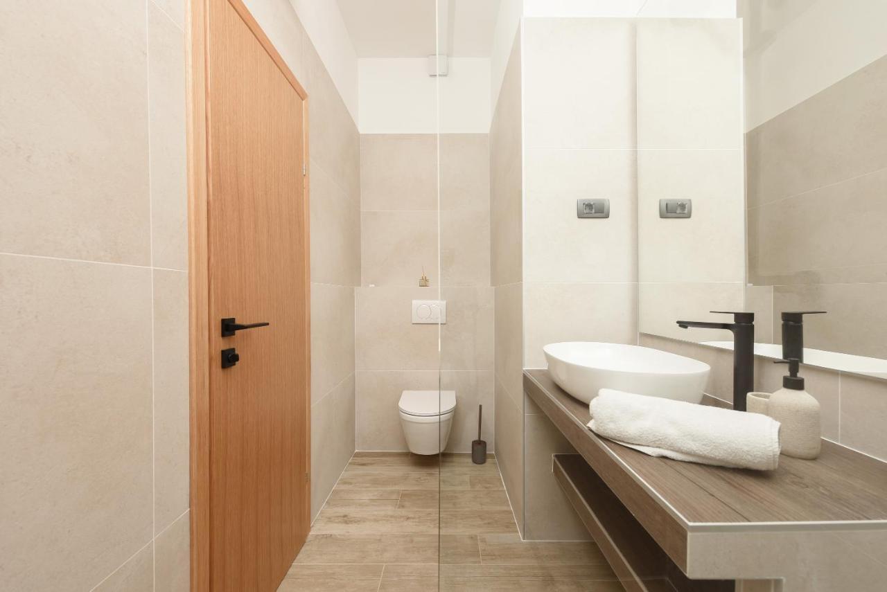 New!Beautiful Modern Bedrooms And Apt Old Town Zadar- Great Location エクステリア 写真